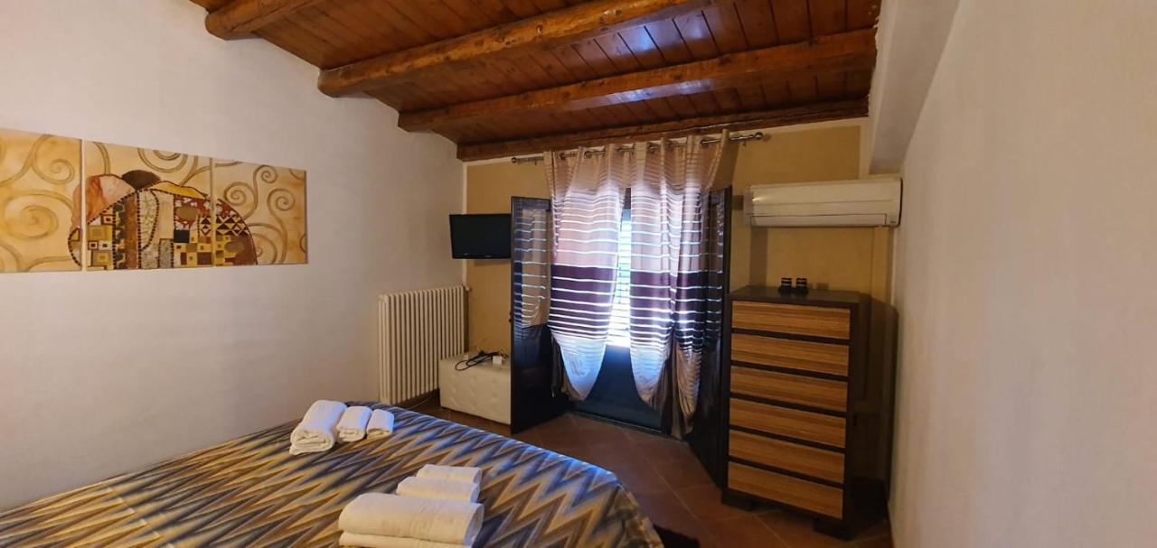 Villa Marianna Con Piscina Privata Ampi Spazi Esterni E Wifi Free Трабия Екстериор снимка