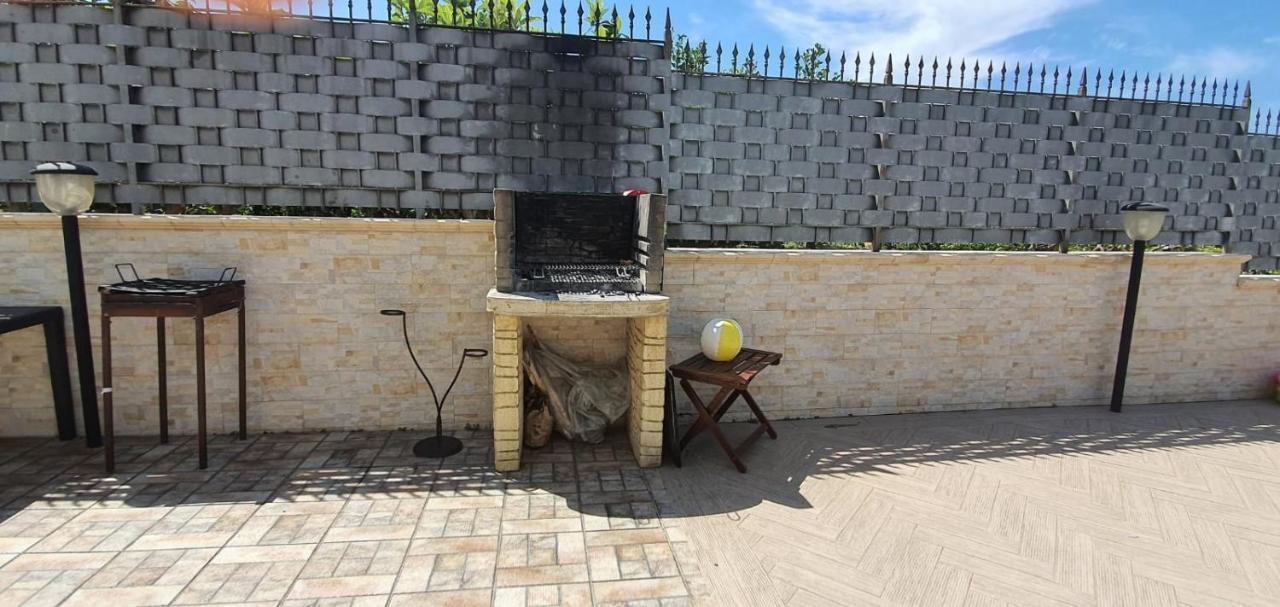Villa Marianna Con Piscina Privata Ampi Spazi Esterni E Wifi Free Трабия Екстериор снимка