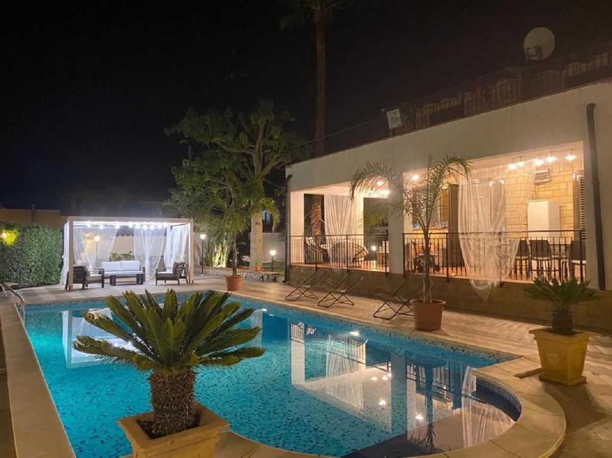 Villa Marianna Con Piscina Privata Ampi Spazi Esterni E Wifi Free Трабия Екстериор снимка